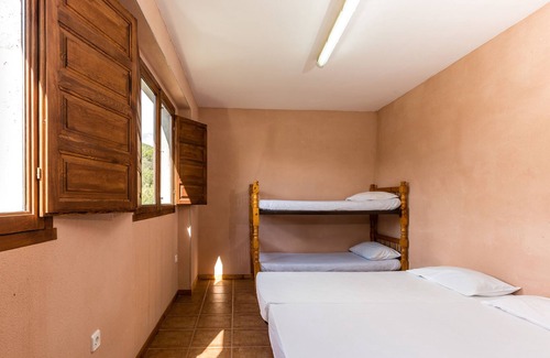 Salas de Pallars Apartment | Alberg La Solana - B11 - Quadruple Room (4 Adults)