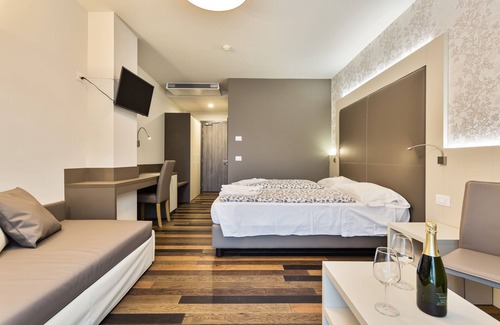 Riva del Garda Hotel | Albergo Gardesana