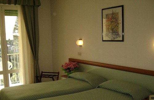 Marina di Pietrasanta Hotel | Albergo Mediterraneo