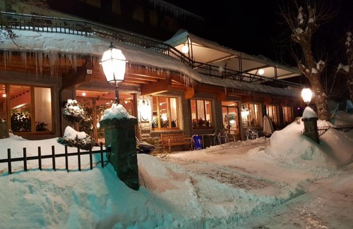 Fiumalbo Hotel | Albergo Ristorante Il Laghetto