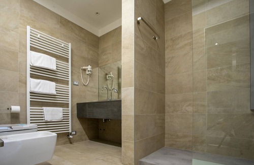 Parma Hotel | Albergo Tre Ville