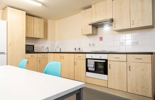 Liverpool Hotel | Albert Court - Campus Accommodation