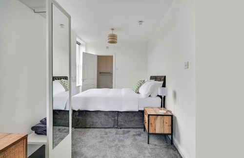 Salford House | Albert View