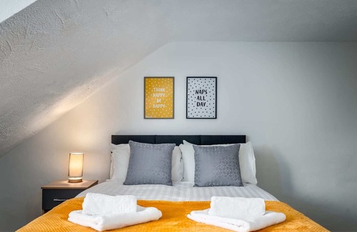 Goole House | Alberta House by Lavender Stays, Wi-Fi, 7 guests