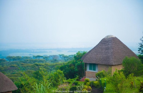 Rubirizi Cabin | ALBERTINE VALLEY LODGE