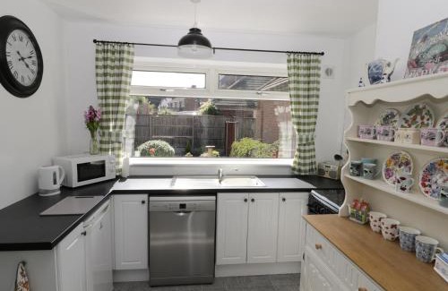 Lincoln House | Alberts Lodge