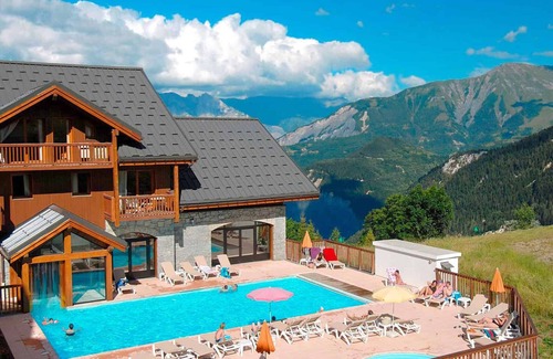 Albiez-le-Vieux Apartment | Albiez-Montrond, 70m2 apt, 4 rooms, 10 people, baby equipment