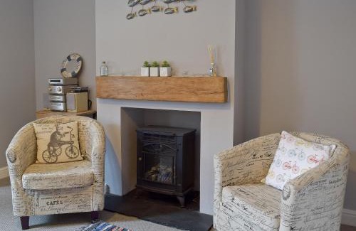 Lowestoft House | Albion Cottage
