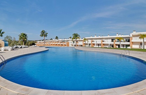 Branqueira Apartment | Albufeira Garden Villa With Pool by Homing
