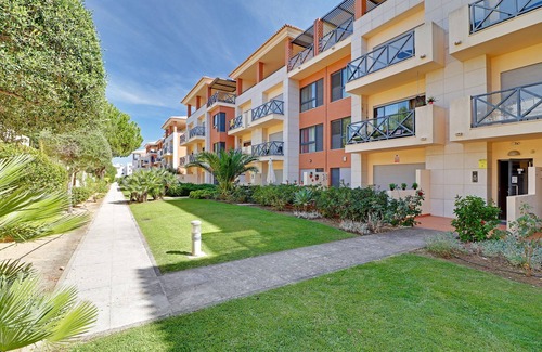 Montechoro Apartment | Albufeira Modern 1 With Pool by Homing