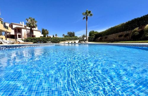 Pata de Baixo Apartment | Albufeira Valley 2 With Pool by Homing