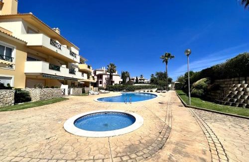 Pata de Baixo Apartment | Albufeira Valley 2 With Pool by Homing