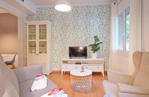el Camp d'en Grassot i Gracia Nova Apartment | Alcam Paseo San Juan