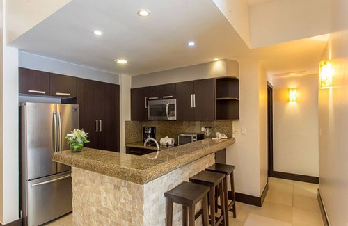 Downtown Condo | Aldea Thai 06 by Tripintravel