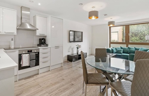 Bushey Apartment | Aldenham Road