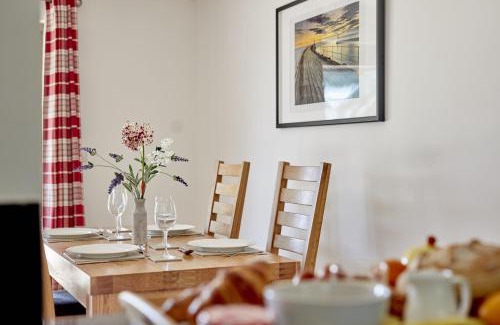 Frome House | Aldhelm Cottage