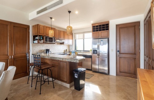 Campo de Golf Fonatur Condo | Alegranza Luxury Ocean-View Penthouse, Walking Distance to Downtown and Beach