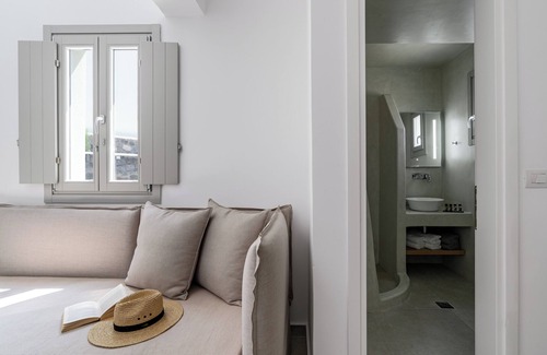 Tholos Hotel | Alegria by Casa Sigalas