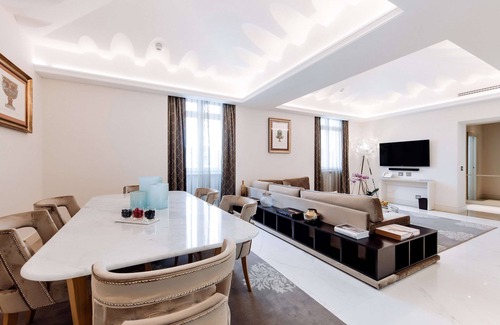 Rione XVI Ludovisi Hotel | Aleph Rome Hotel Curio Collection by Hilton