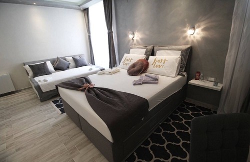 City Center House | Alessio Premium Rooms - Superior Room 3