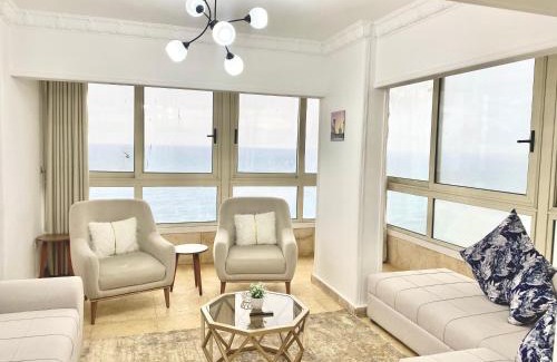 Ar-Raml 1 Apartment | ALEX HOMES - Stanley Luxury Apartments with Direct Sea View