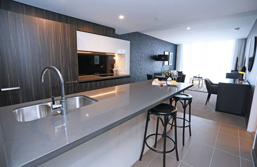 Fortitude Valley Apartment | Alex Perry Hotel & Apartments