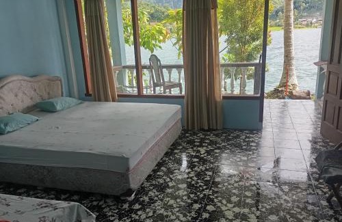 Tuk Tuk Cabin | Alexander Homestay