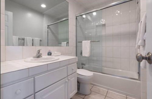 West Newport Apartment | Alexander - Oceanview