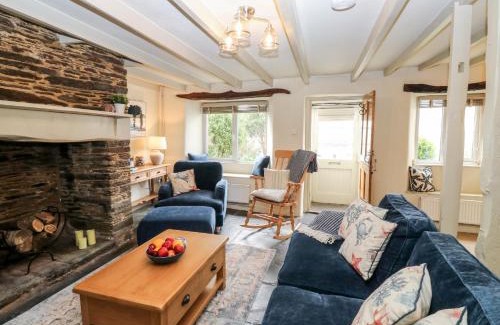 Chillington House | Alexander's Cottage