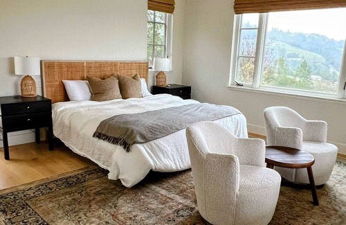 Cloverdale Other | Alexander Valley Farmhouse - 4 bedroom, 4 baths luxury retreat