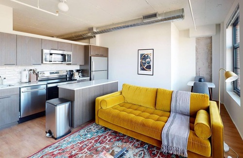 Eisenhower East Apartment | Alexandria 1BR in The Foundry w/ Concierge + Gym
