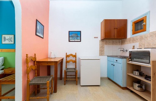 Benitses Apartment | Alexandros Studios by Estia