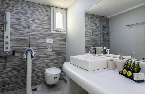 Milos Hotel | Alexandros Village