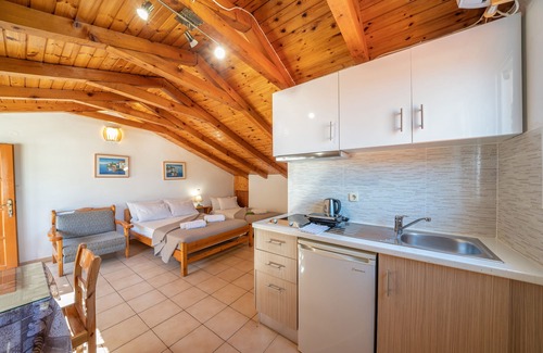 Agia Efimia Apartment | Alexatos Attic Studios with terrace
