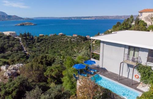Plaka Villa | Alexiszorba Villa