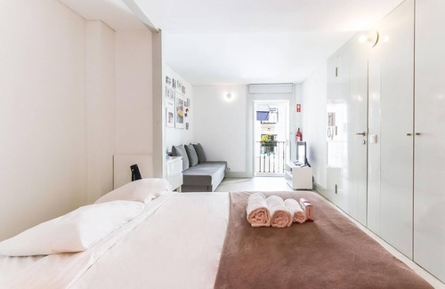 Santo Estevao Apartment | Alfama Modern Loft by Homing