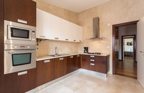 Santo Estevao Apartment | Alfama Modern Two-Bedroom Apartment w/River View and Parking - by LU Holidays