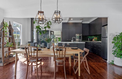 Berry Cottage | Alfie - right in the heart of Berry
