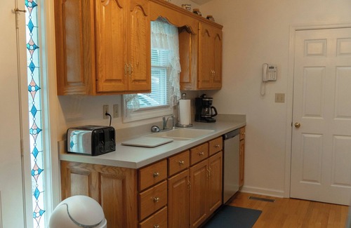 Moneta House | Alfords Getaway - Family Favorite, Sleeps 6, Amazing views