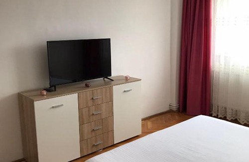 Center Apartment | Ali's home