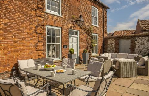 Burnham Market House | Alice House