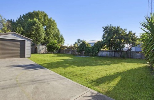 Cessnock Cottage | Alice's Cottage - Cessnock, Hunter Valley, Central location