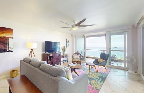 Kahaluu Bay Apartment | Alii Villas 3201