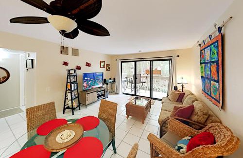 Kailua-Kona Apartment | Alii Villas B202