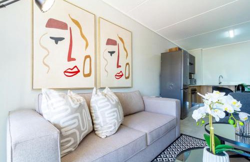 Greater Johannesburg Metropolitan Area Apartment | #AlimamaSpaces Future's Place at Greenlee