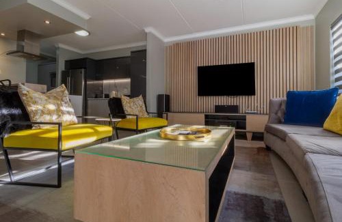 Kareeberg Apartment | #AlimamaSpaces The Manson Umthunzi View