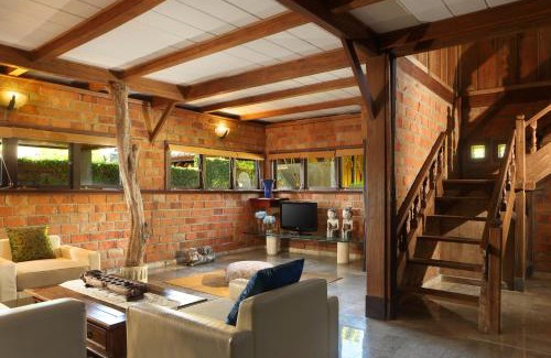 Mumbul Resort | Alindra Villas & Spa