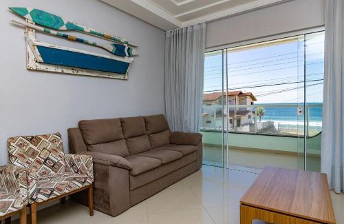 Quatro Ilhas Apartment | Aline 102 – Aconchegante Apartamento com Vista para o Mar, a Poucos Metros da Praia de Quatro Ilhas.