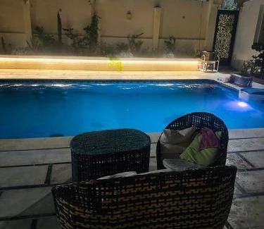 Village Road Villa | Alis Villa