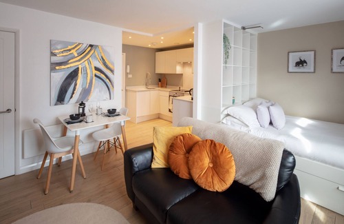 Clifton Hotel | Alison Court